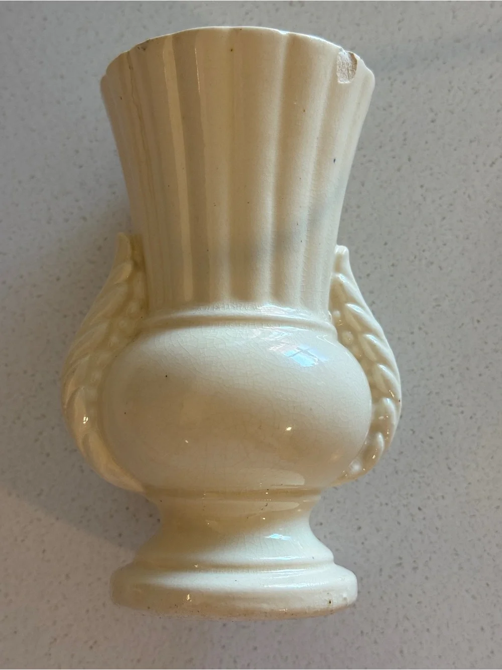 Vintage 1940s–60s Ivory Ceramic Vase Fluted Ribbed Leaf Art Pottery Mid Century